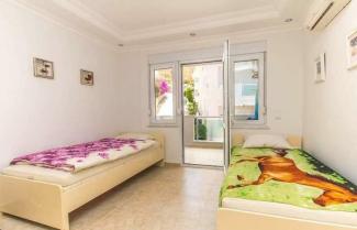 Апартаменты в Uygun Cleopatra 3 2+1, 102 м2 комната