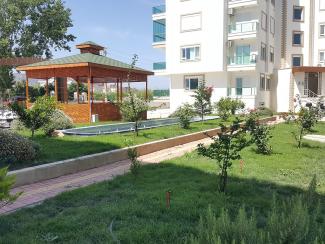 Asrin Town сад
