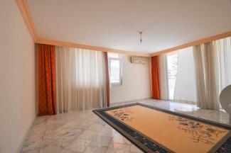 Пентхаус в Махмутларе 3+1, 230 м2 комната